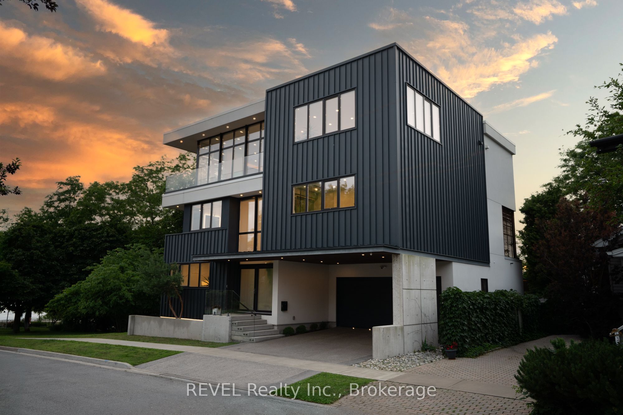 5 Michigan Avenue Property Photo 5