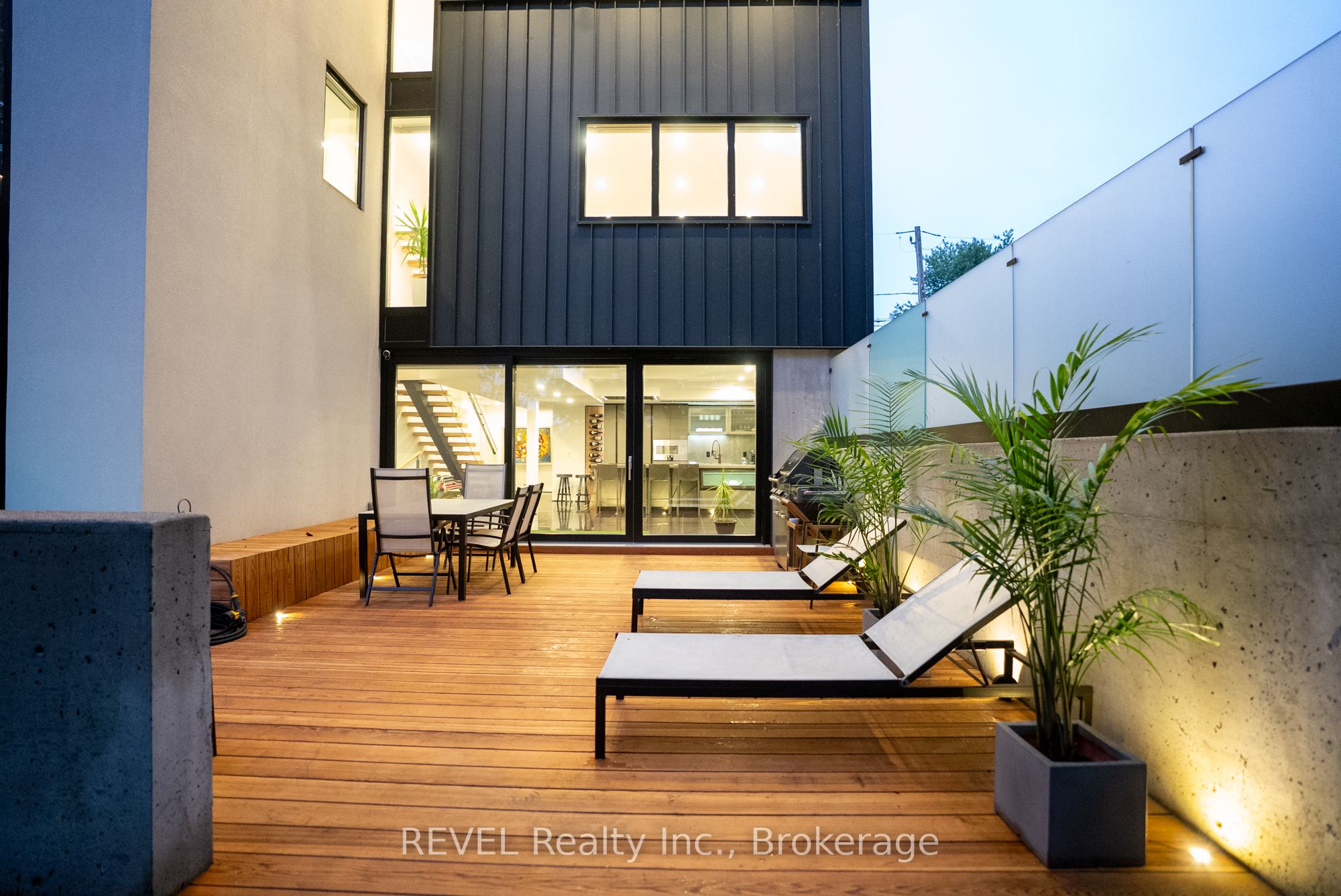 5 Michigan Avenue Property Photo 7
