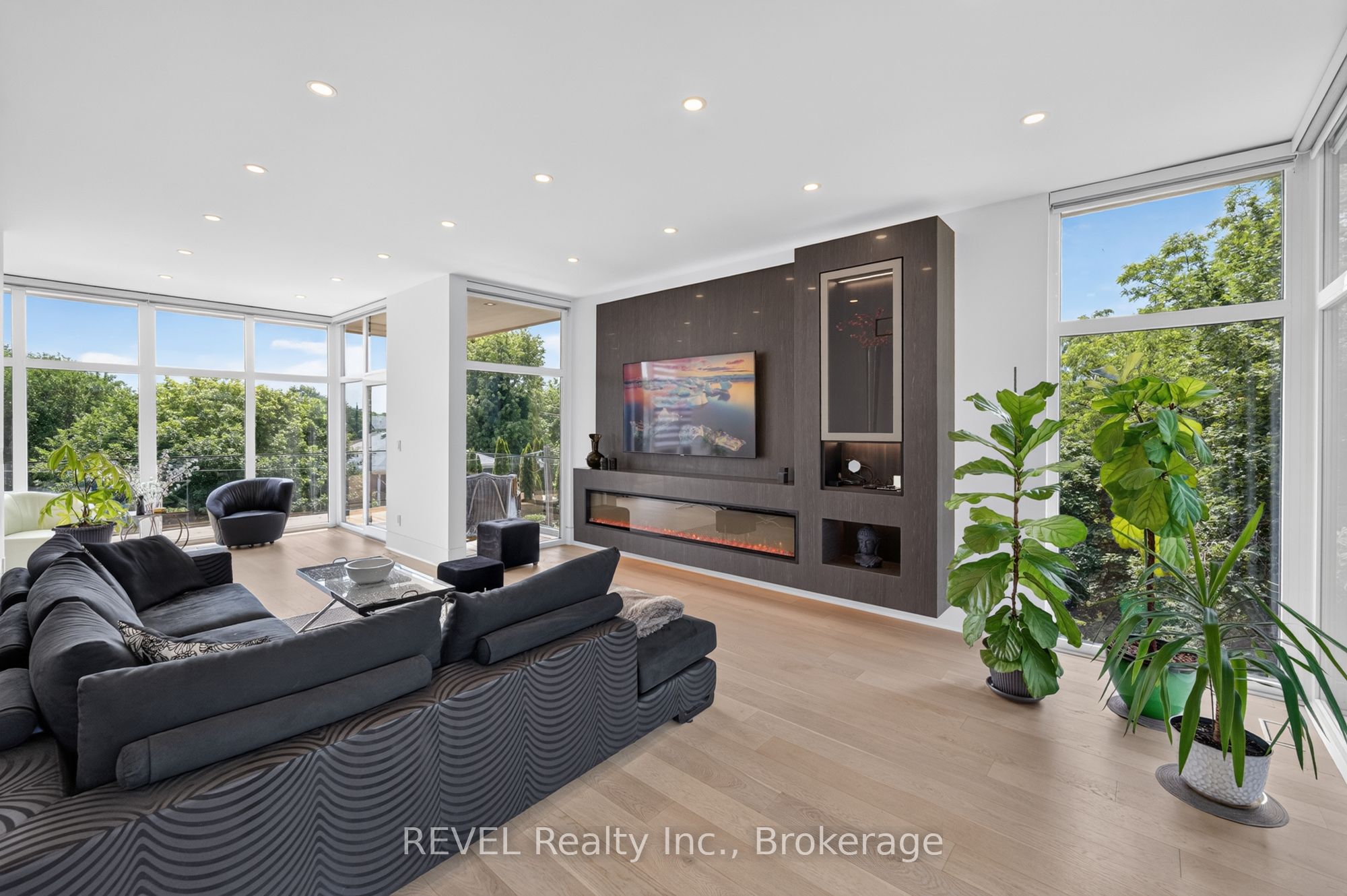 5 Michigan Avenue Property Photo 19