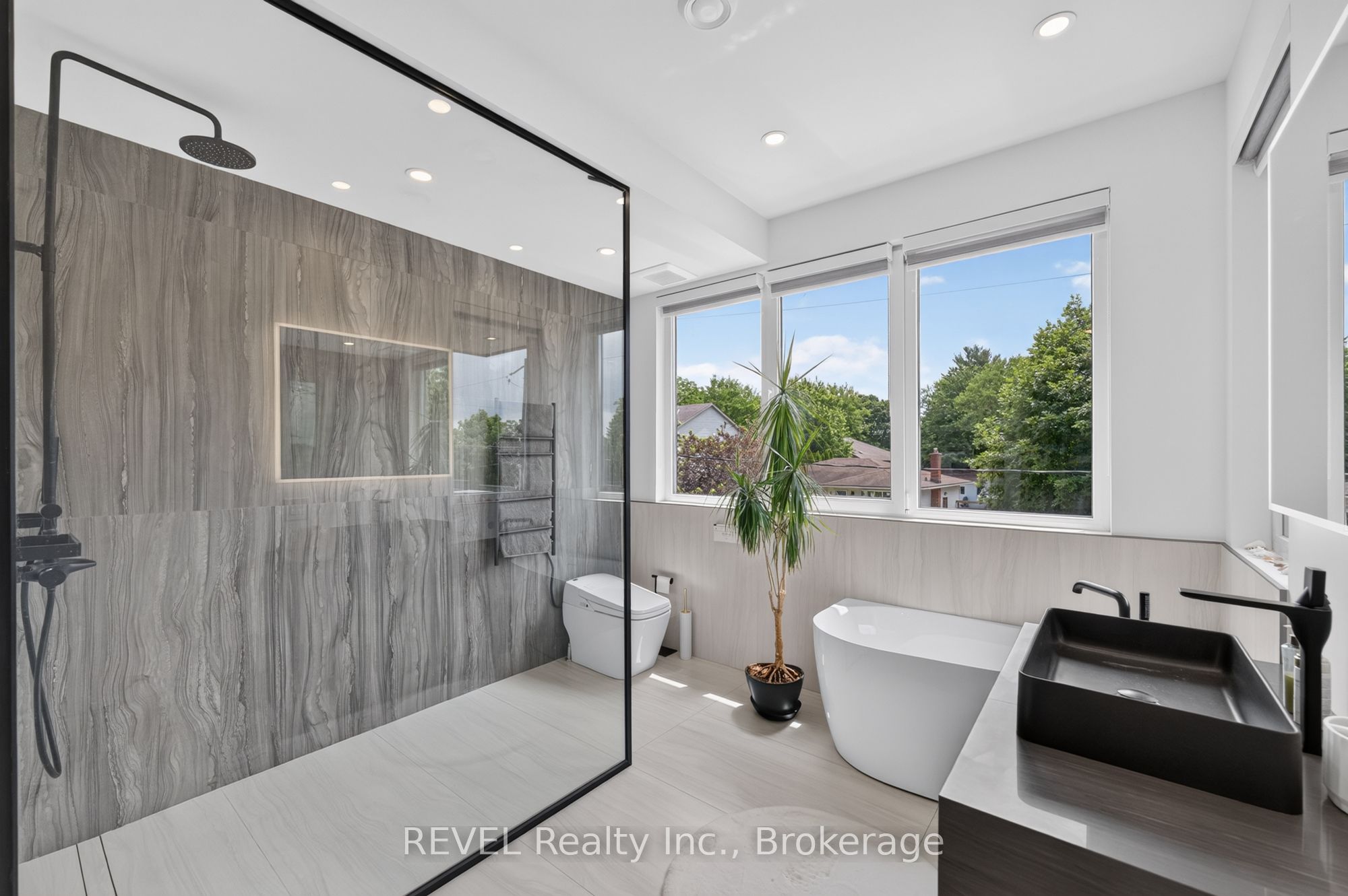 5 Michigan Avenue Property Photo 33