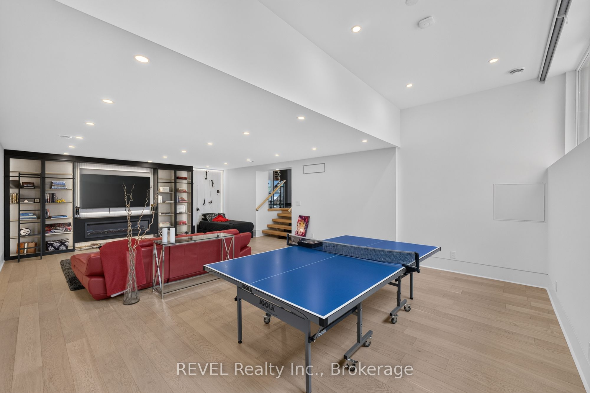 5 Michigan Avenue Property Photo 45