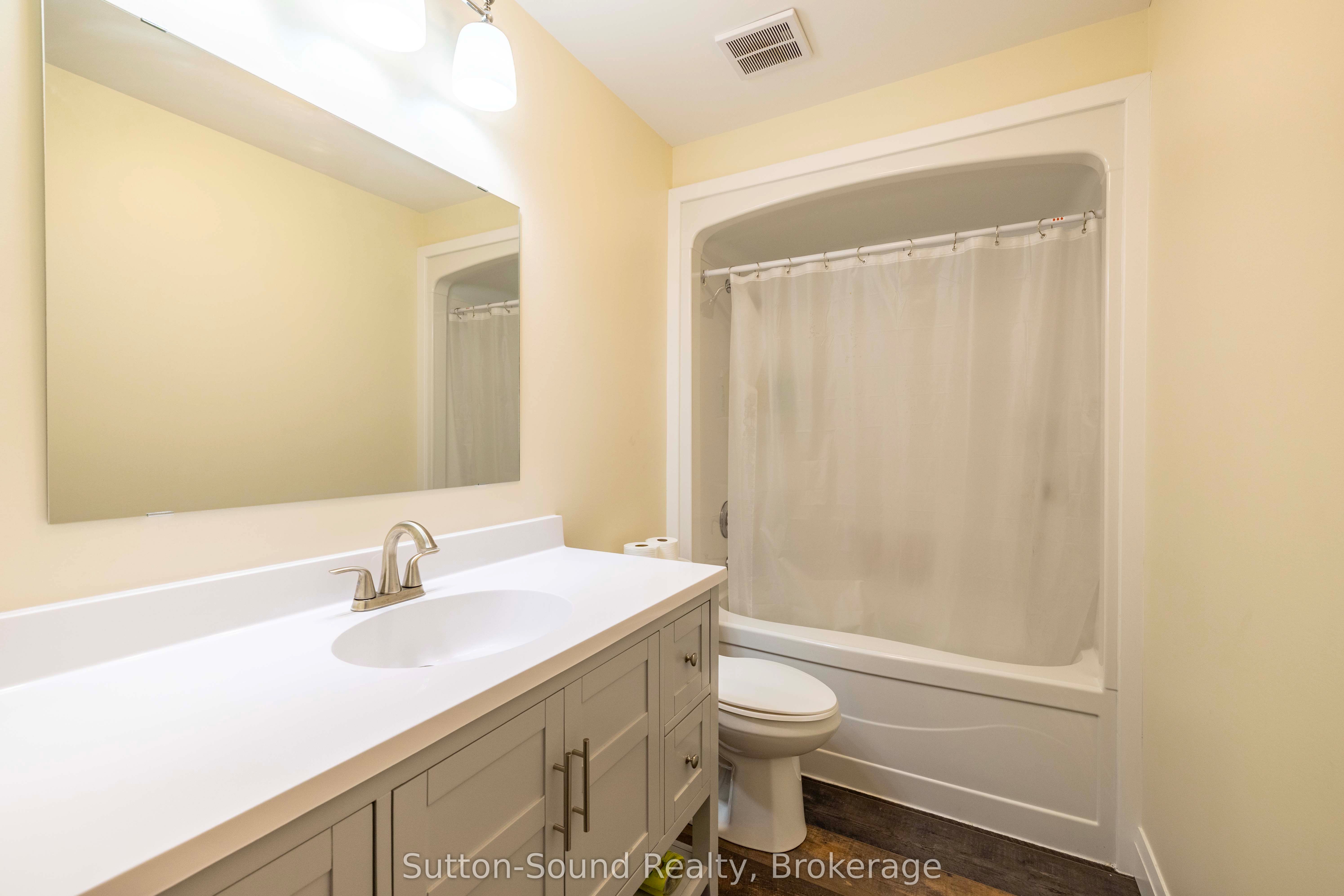 397600 10 Concession Property Photo 28