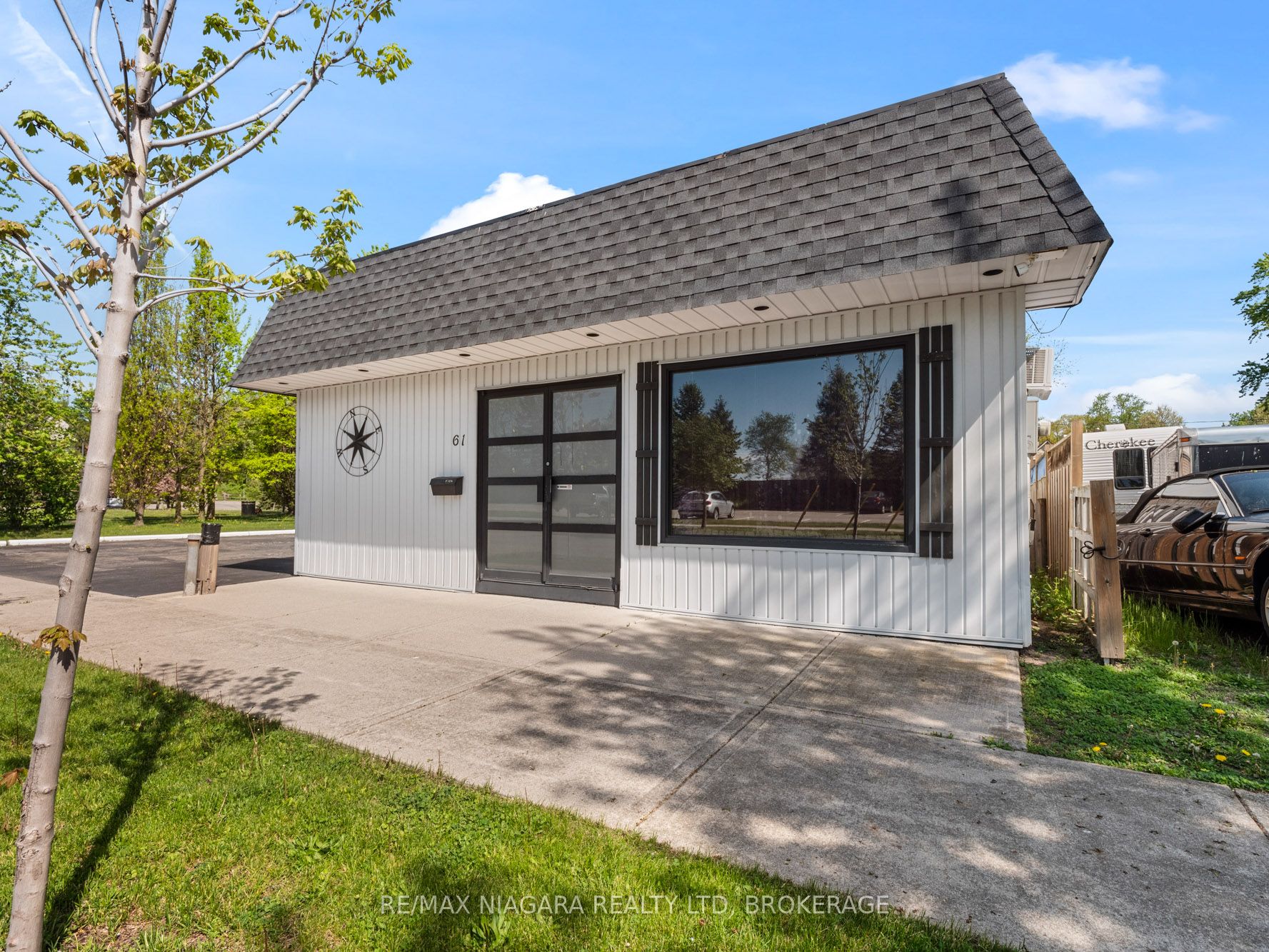 61 Queen Street Property Photo 2