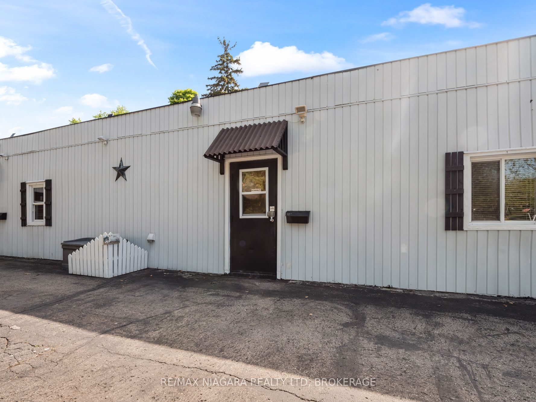 61 Queen Street Property Photo 5