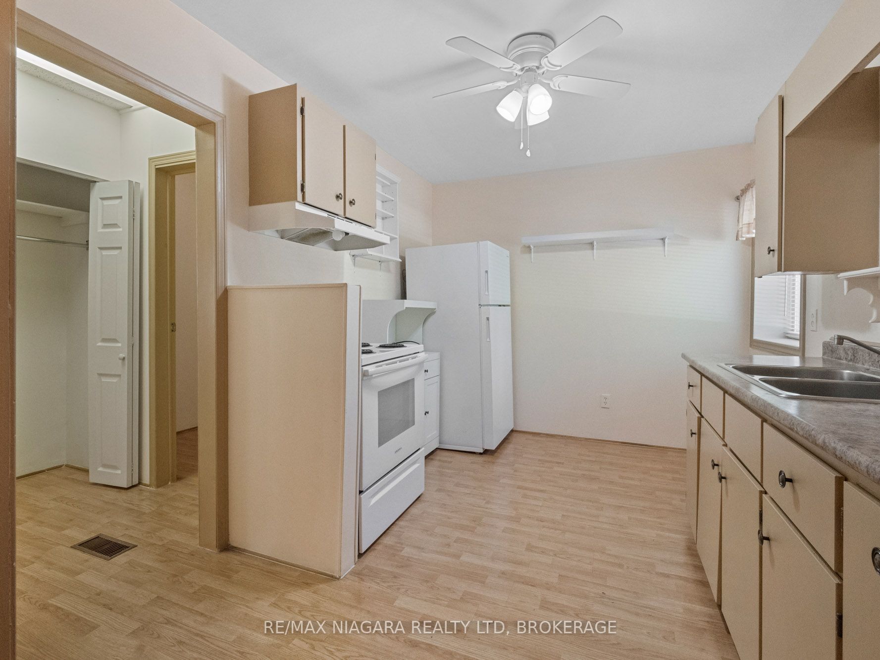 61 Queen Street Property Photo 7