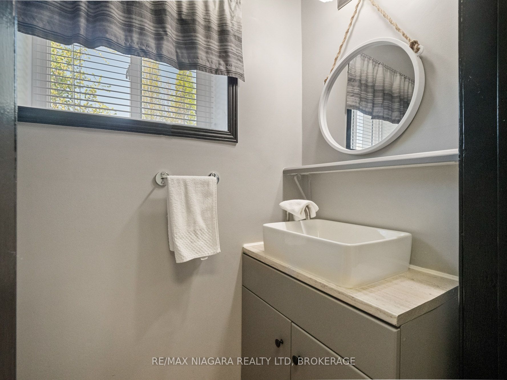 61 Queen Street Property Photo 16