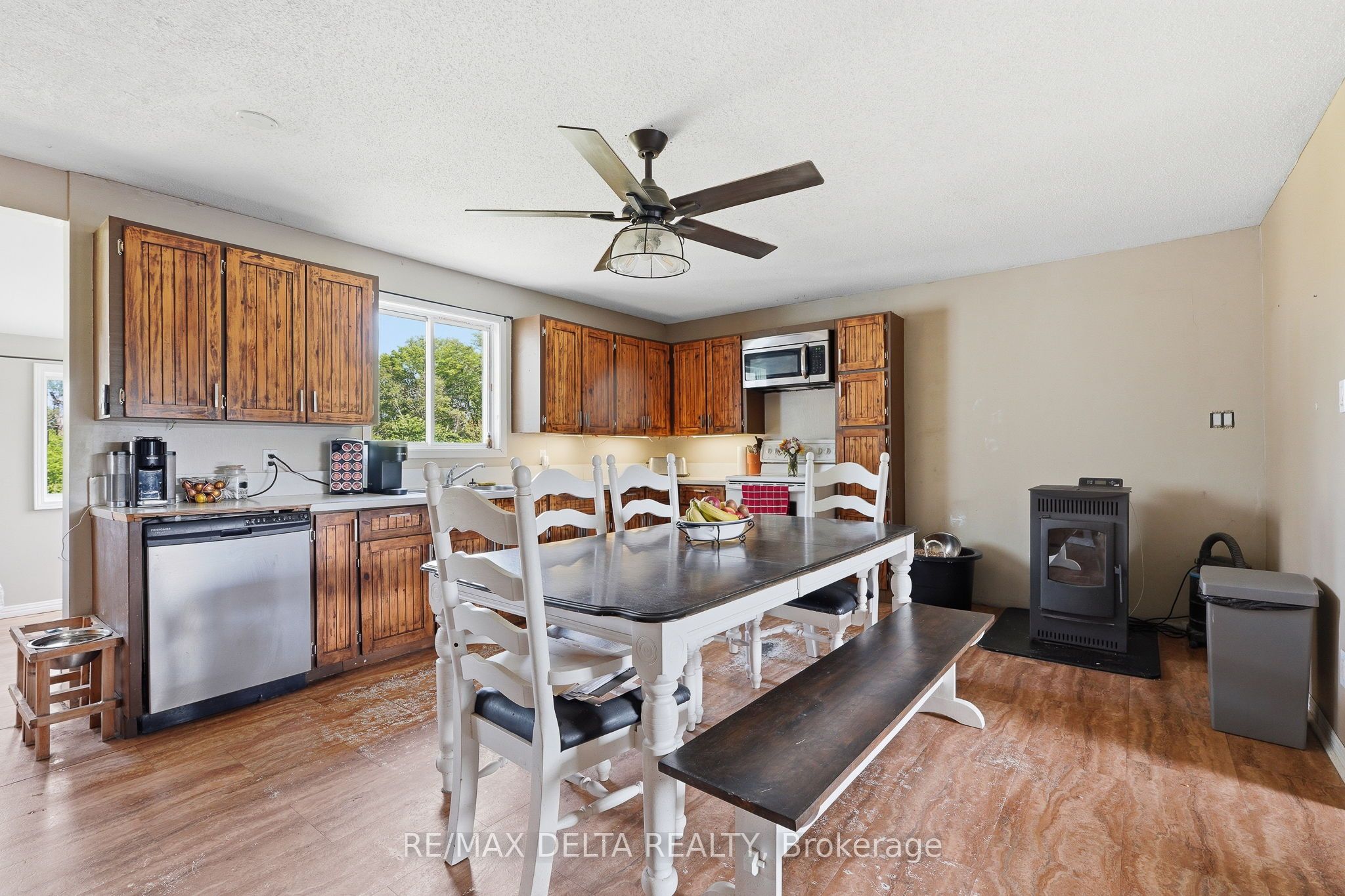 1553 Du Lac Road Property Photo 5