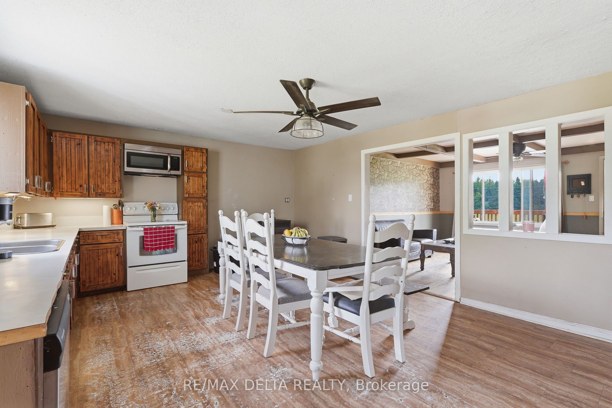 1553 Du Lac Road Property Photo 6