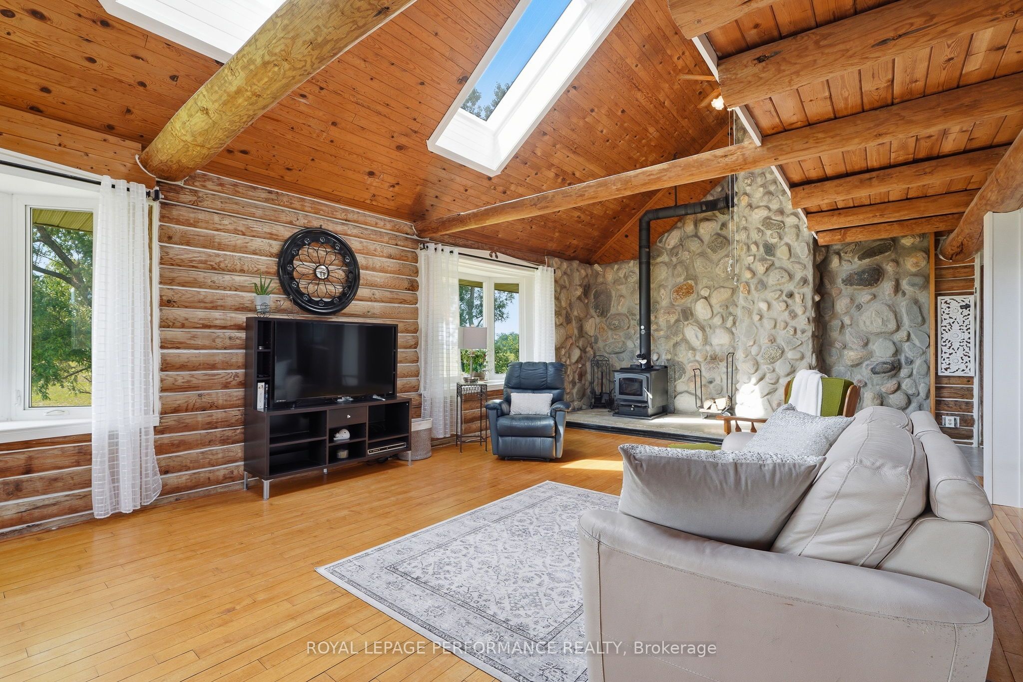 3012 Birchgrove Road Property Photo 12