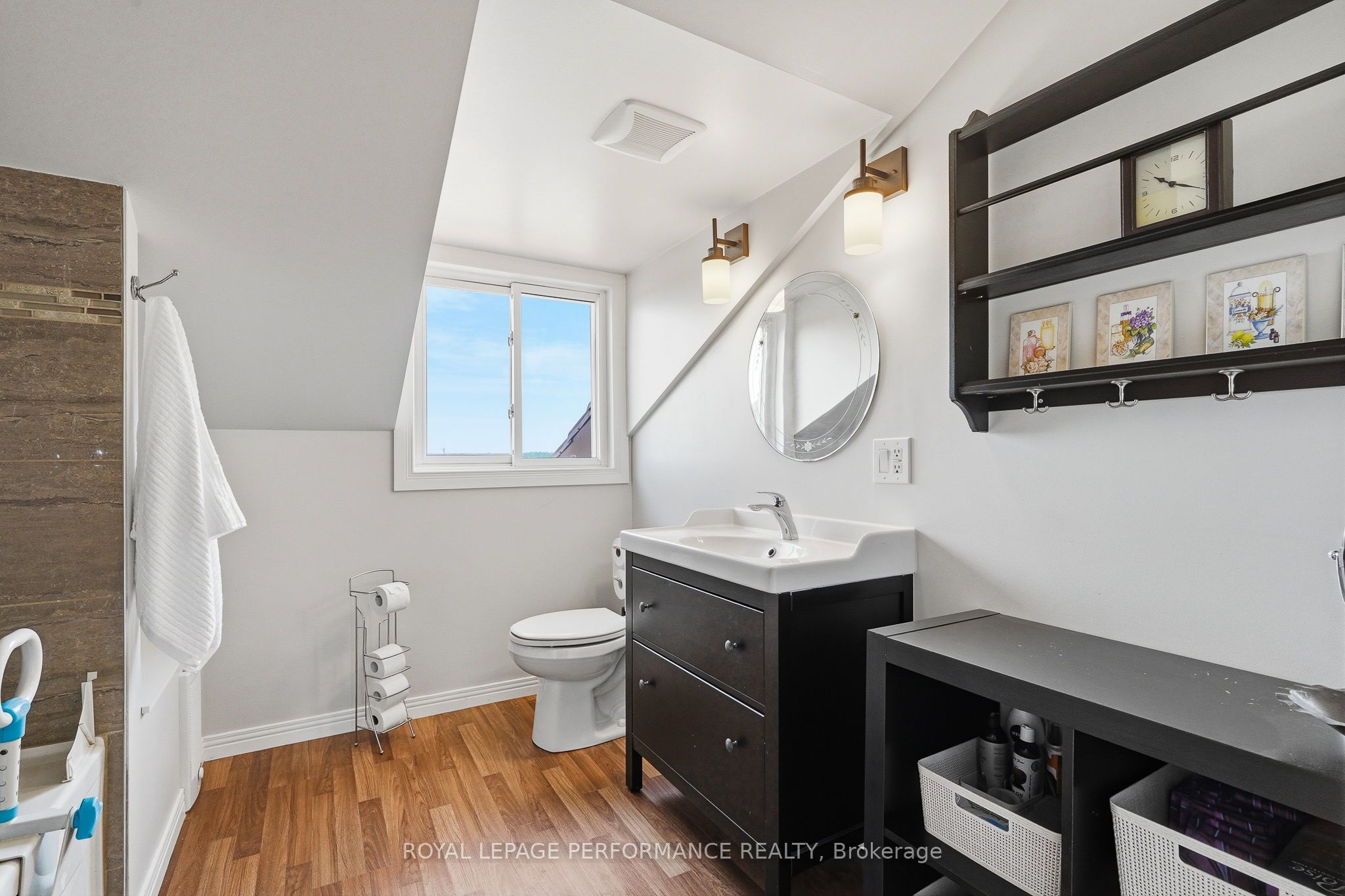 3012 Birchgrove Road Property Photo 26