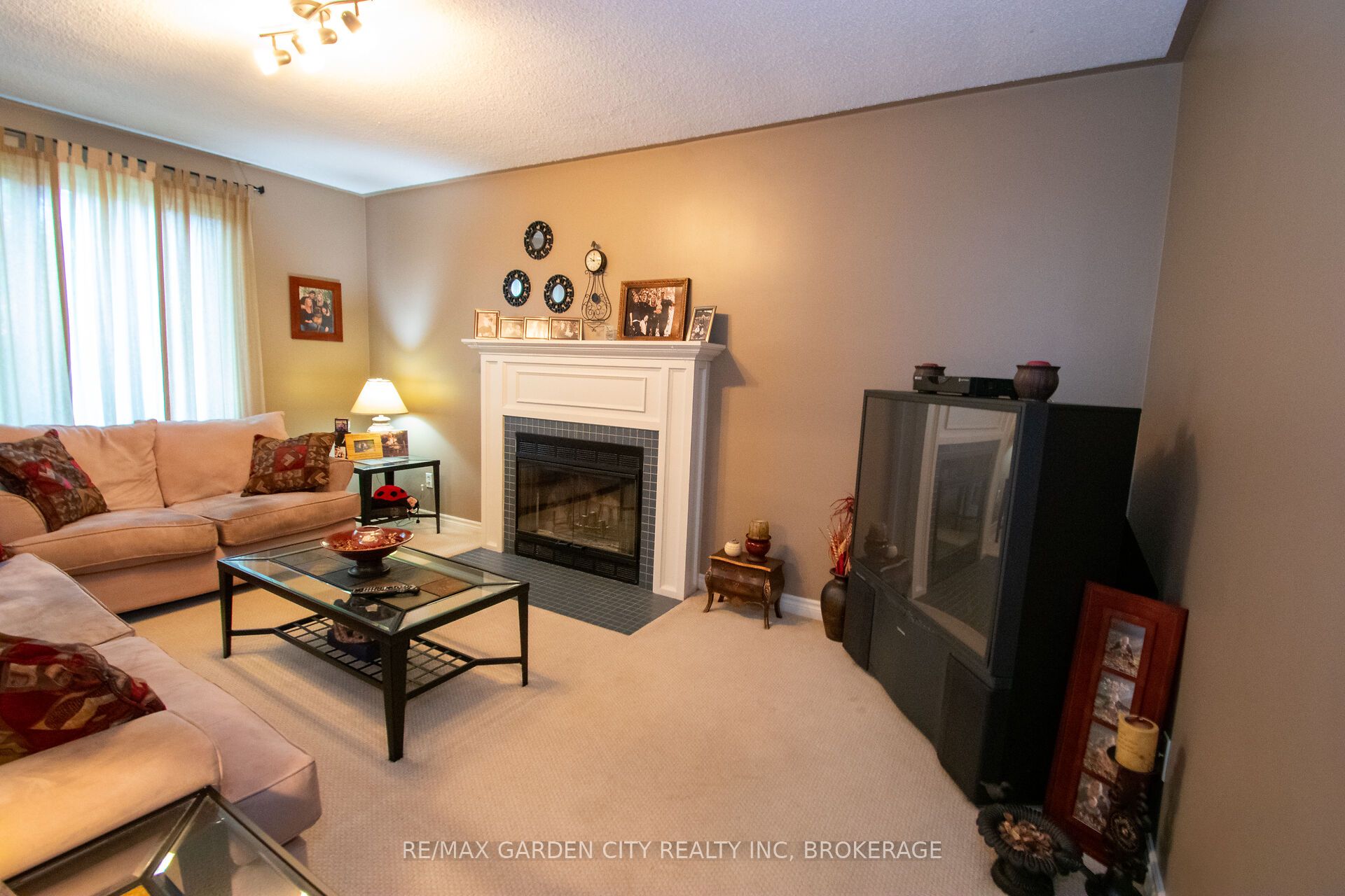 203 Leaside Drive Property Photo 18