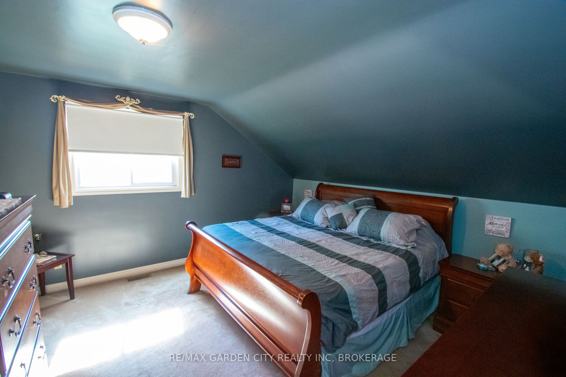 203 Leaside Drive Property Photo 23