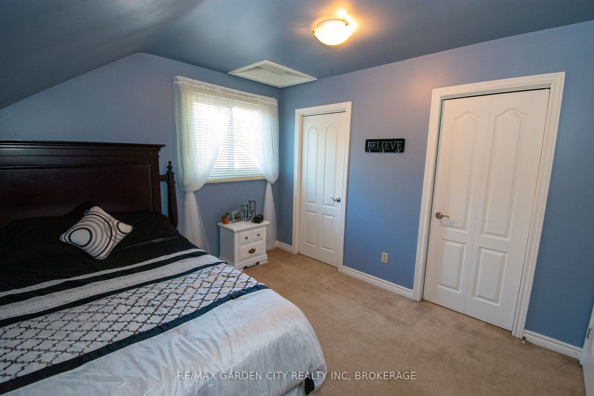 203 Leaside Drive Property Photo 29