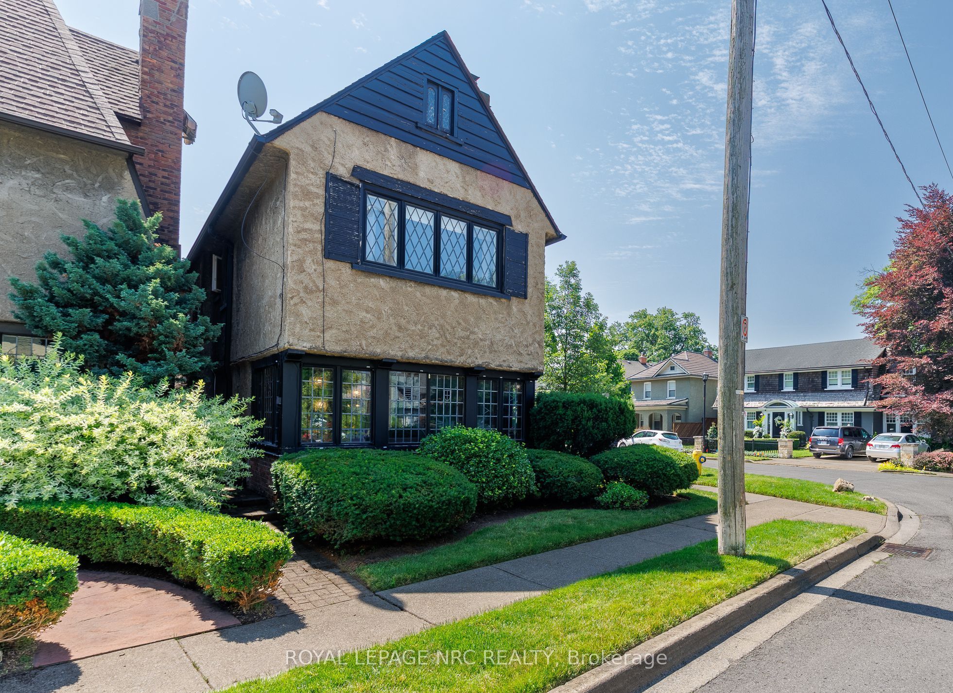52 Yates Street Property Photo 3
