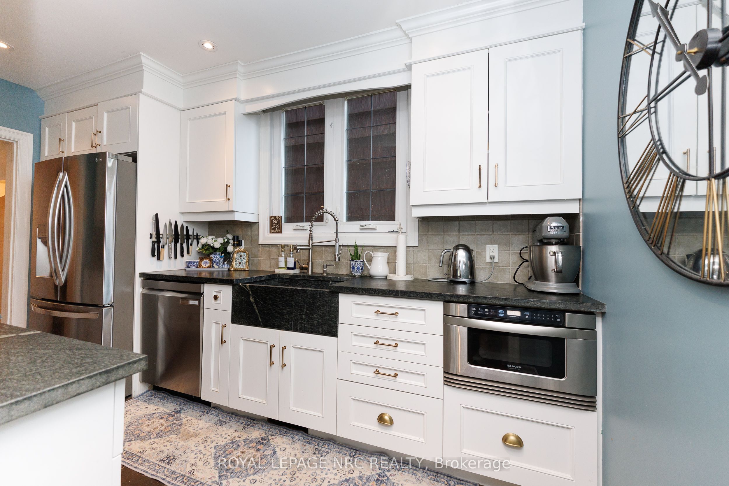 52 Yates Street Property Photo 12