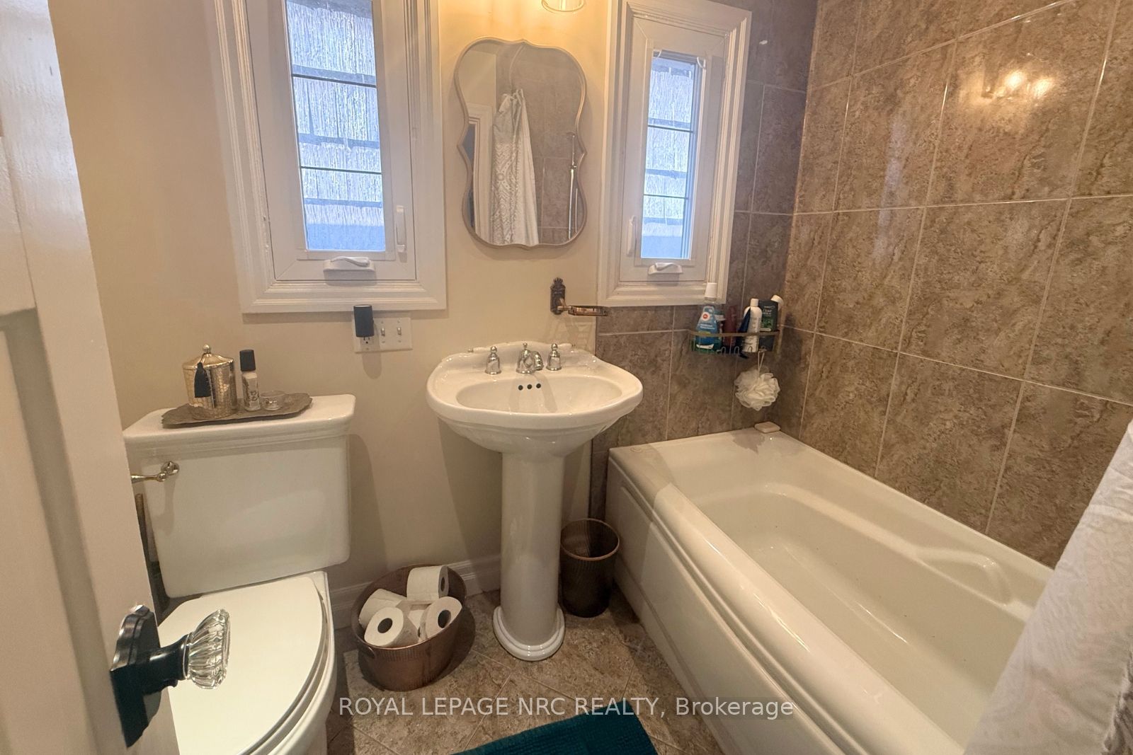 52 Yates Street Property Photo 27