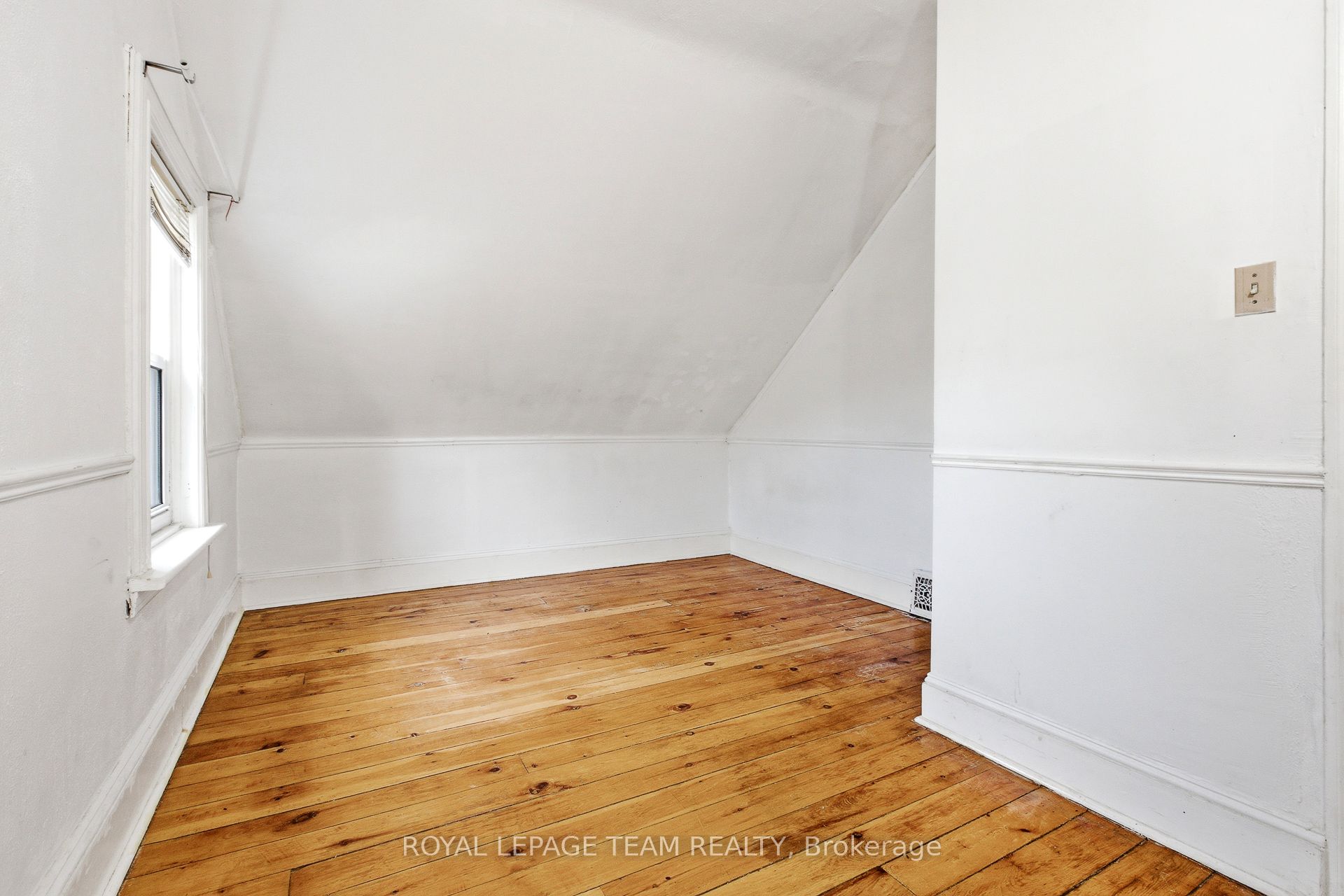 910 Pinecrest Road Property Photo 27