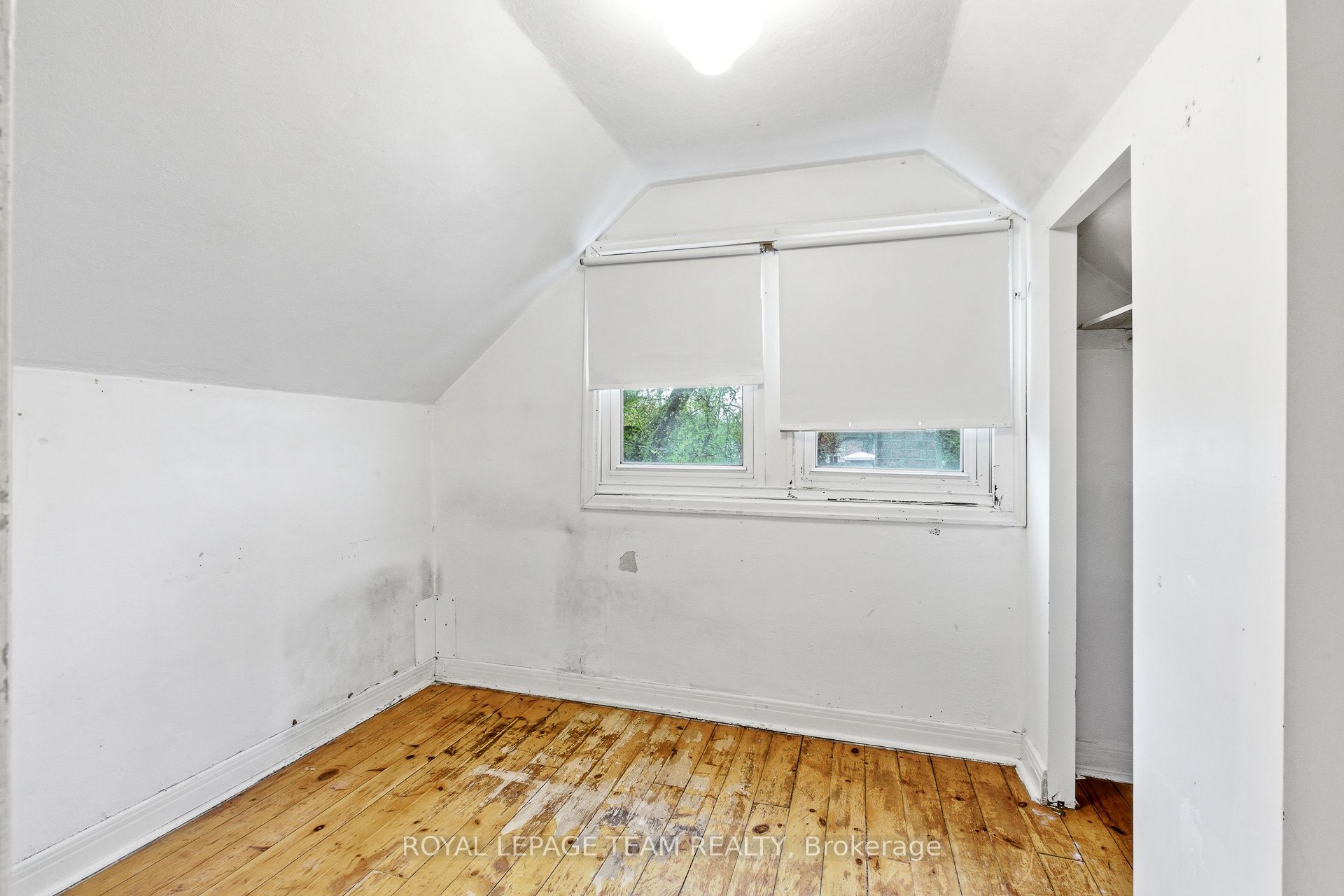 910 Pinecrest Road Property Photo 27