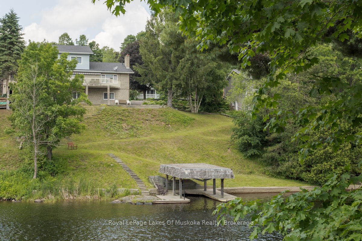 110 Dill Street Property Photo 6