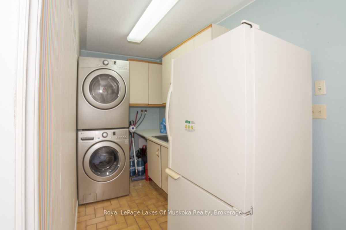 110 Dill Street Property Photo 33