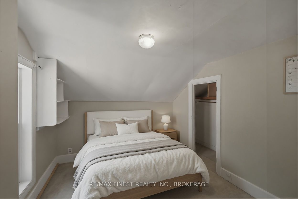 445 Albert Street Property Photo 24