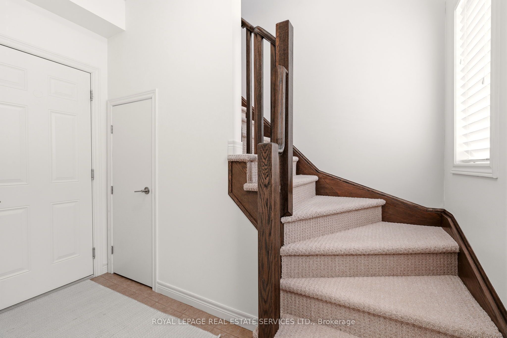 310 Fall Fair Way 39 Property Photo 9