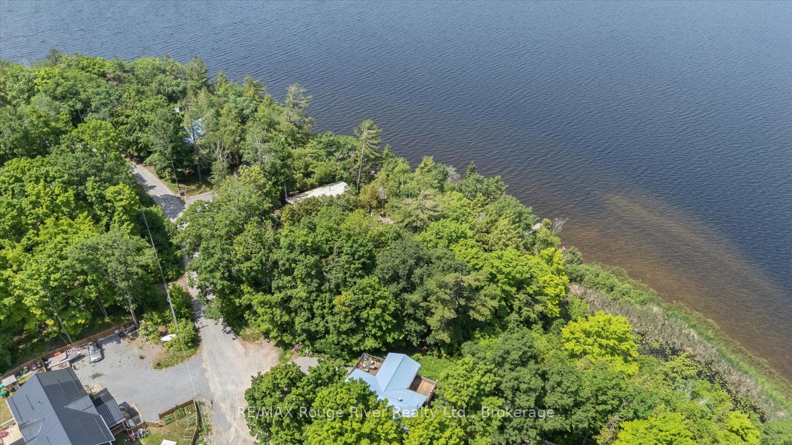 739 Marble Point Road Property Photo 2