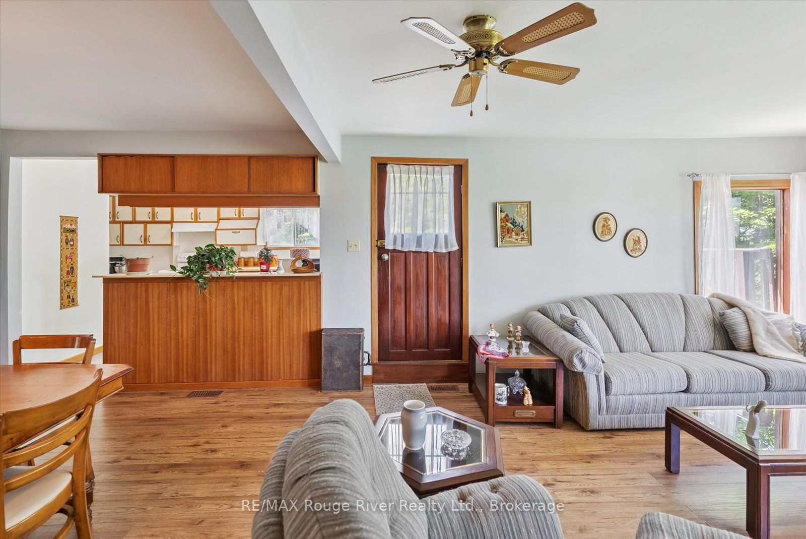 739 Marble Point Road Property Photo 3