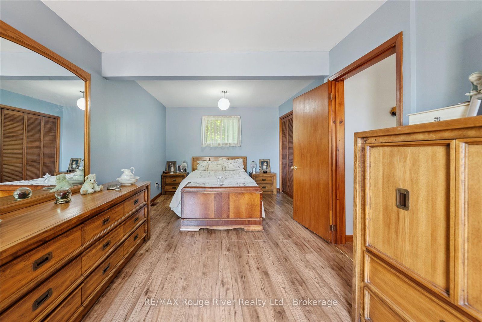 739 Marble Point Road Property Photo 11