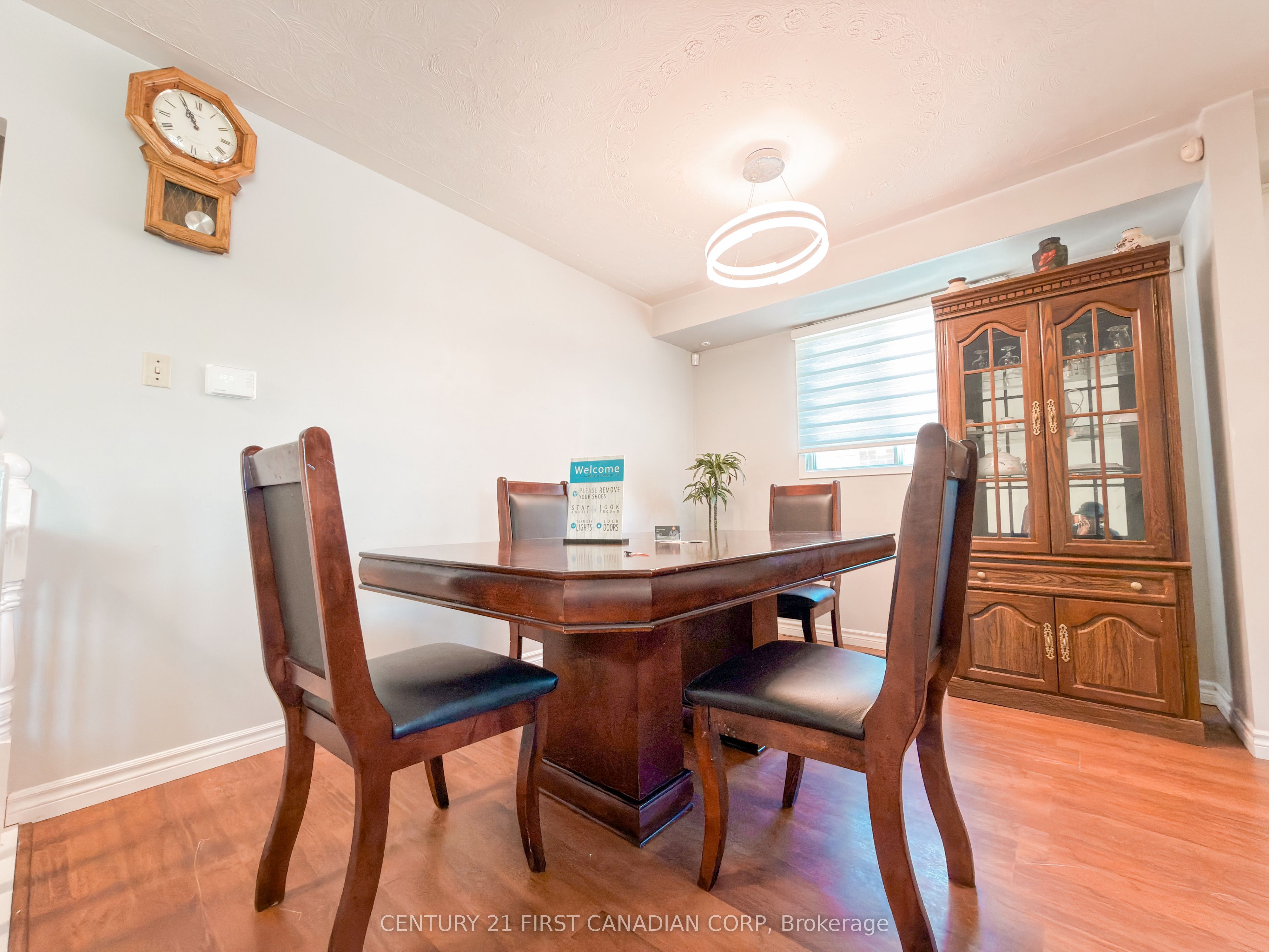 8 Poplar Crescent Property Photo 6