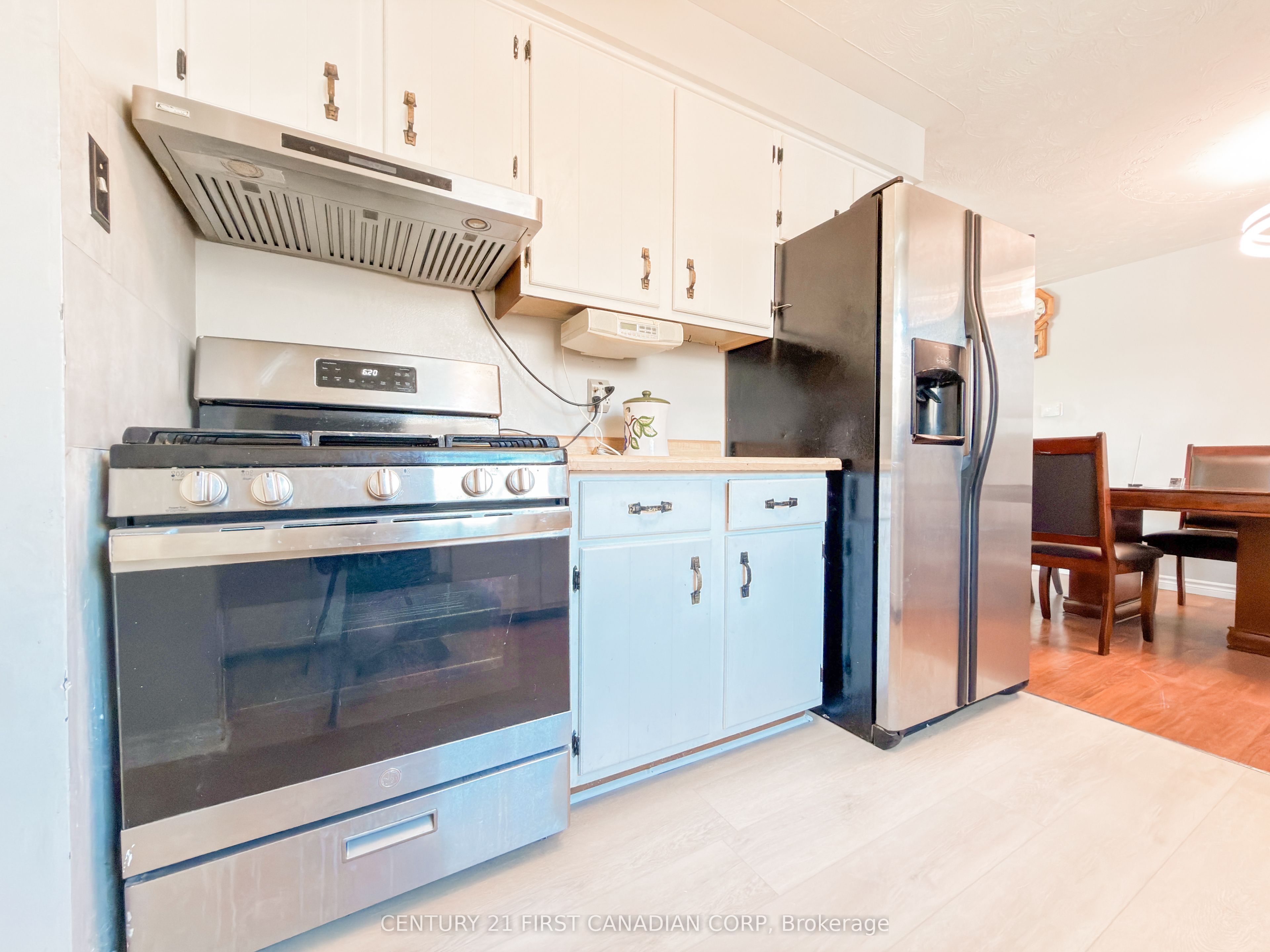 8 Poplar Crescent Property Photo 8