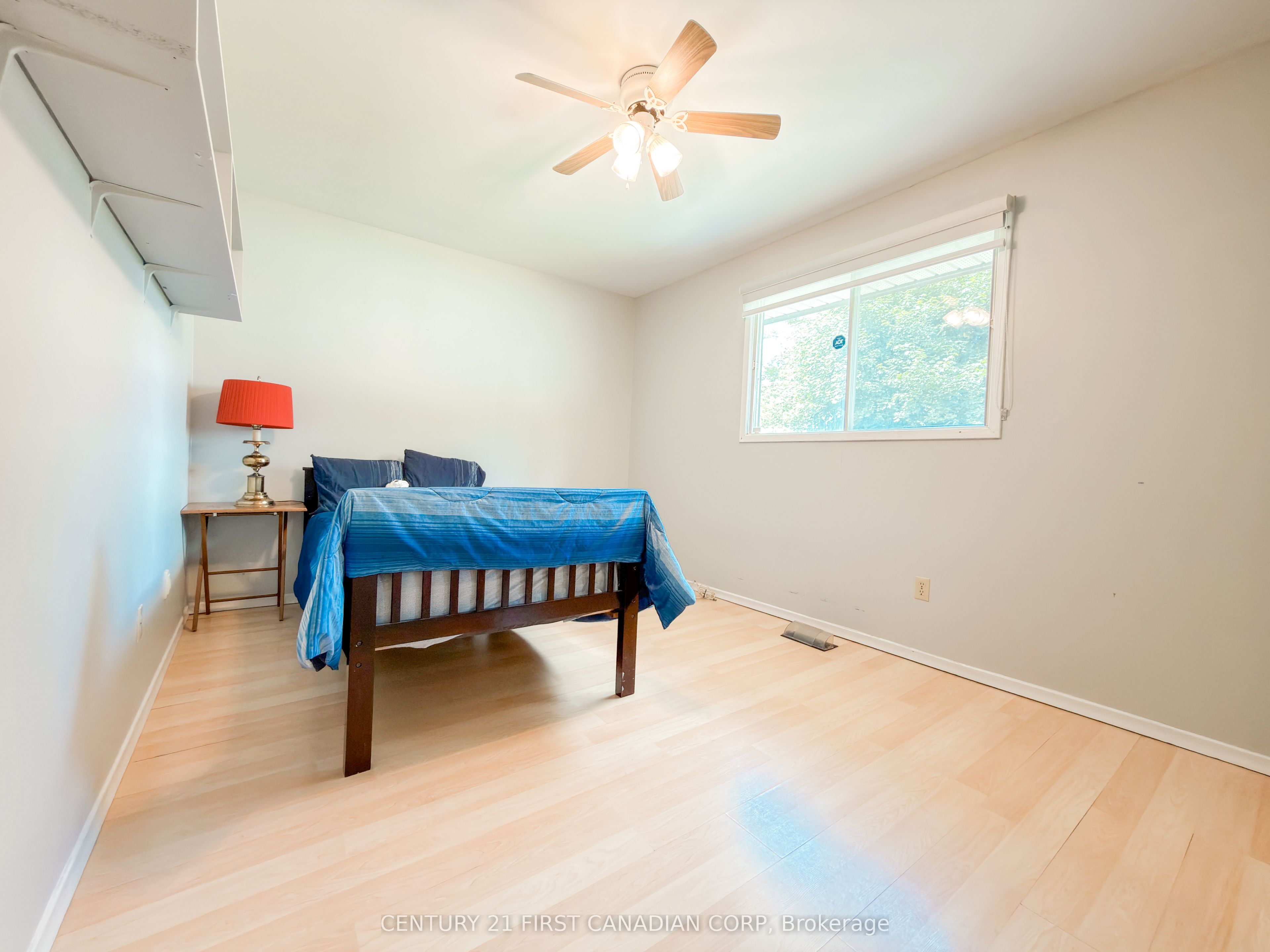 8 Poplar Crescent Property Photo 11