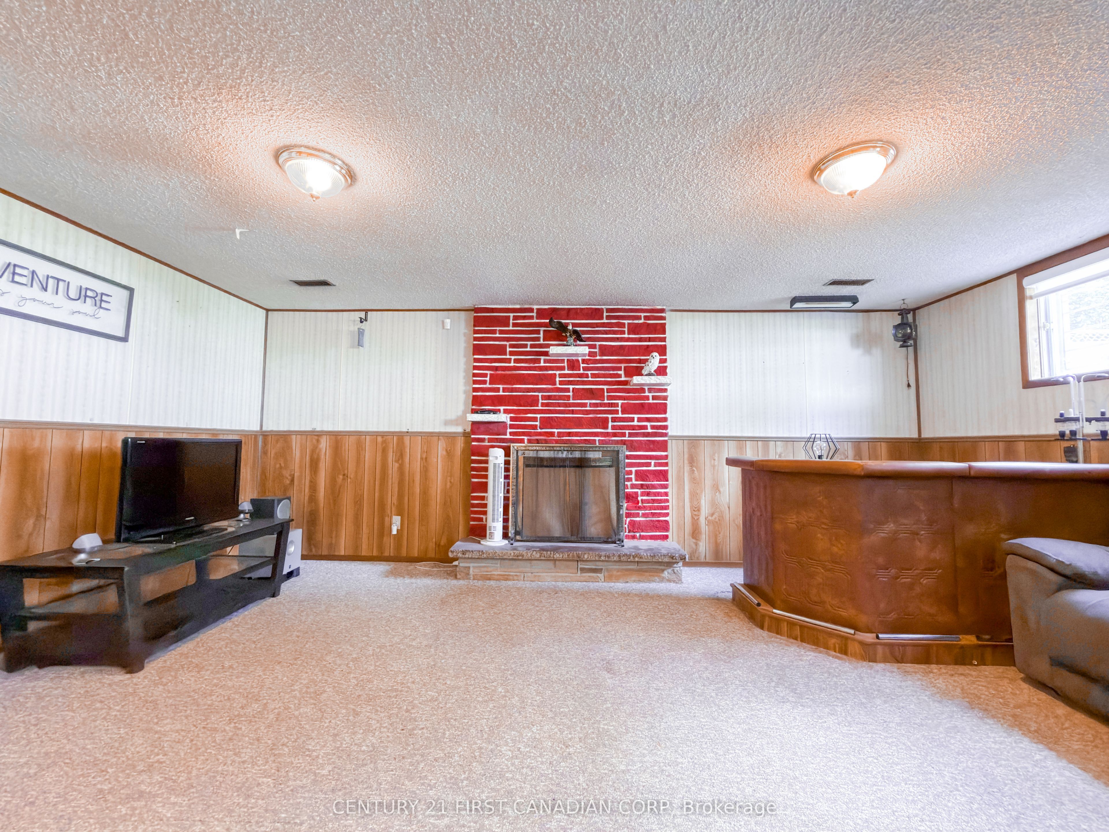 8 Poplar Crescent Property Photo 15