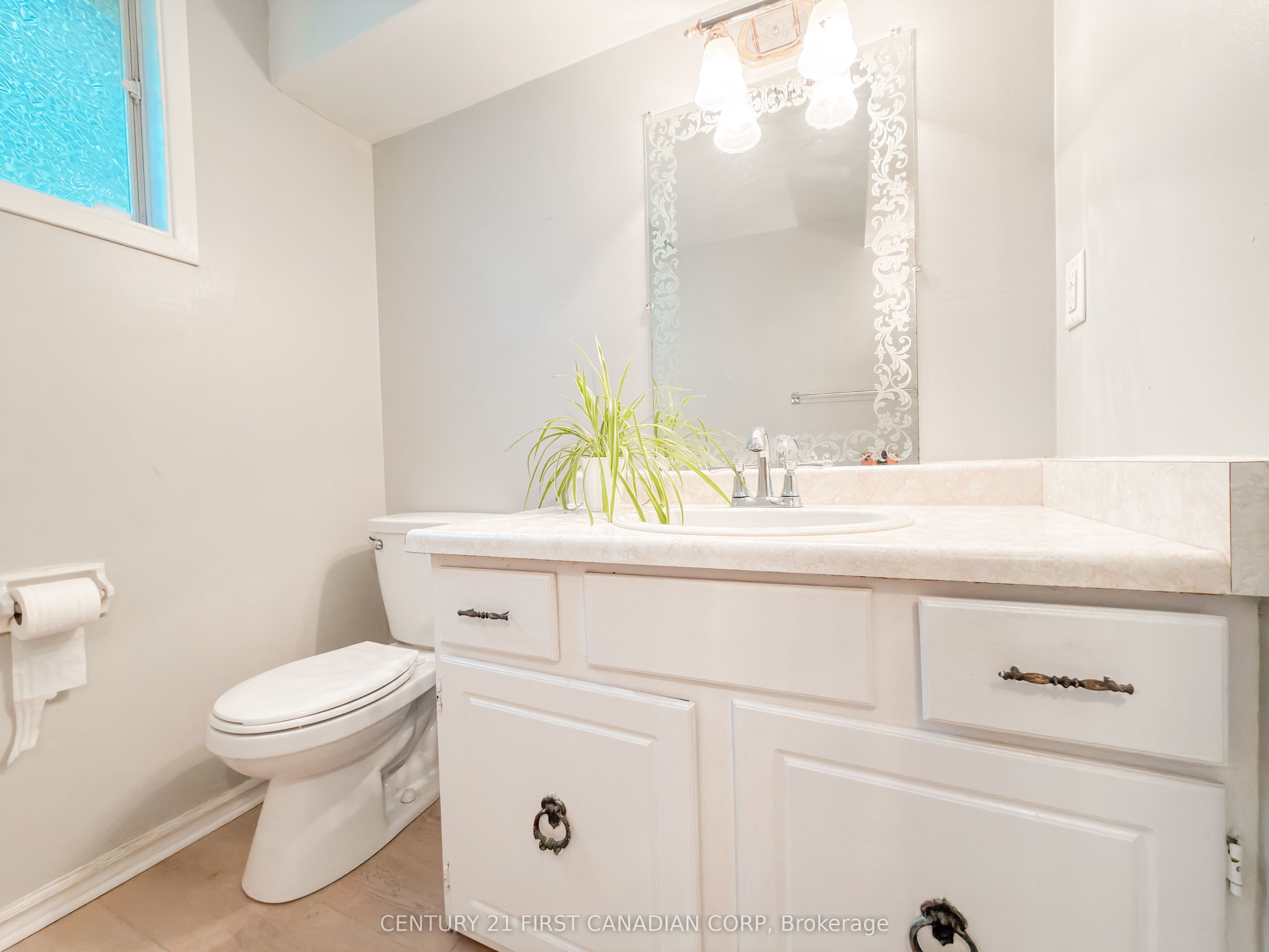 8 Poplar Crescent Property Photo 17