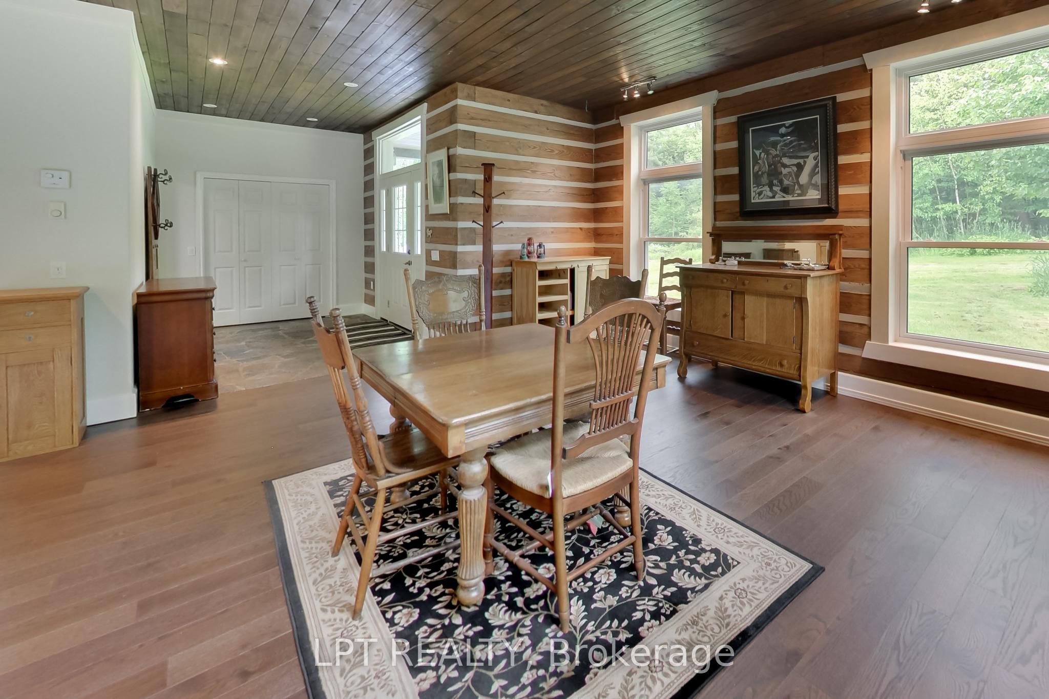 1039 Ben Lake Road E Property Photo 8