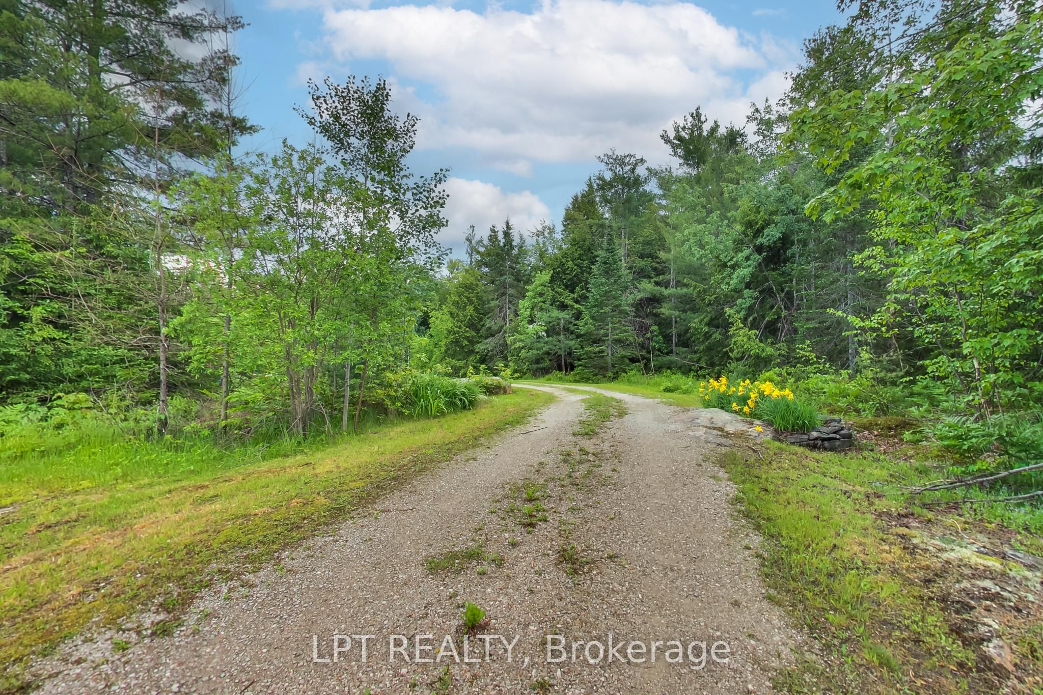 1039 Ben Lake Road E Property Photo 31