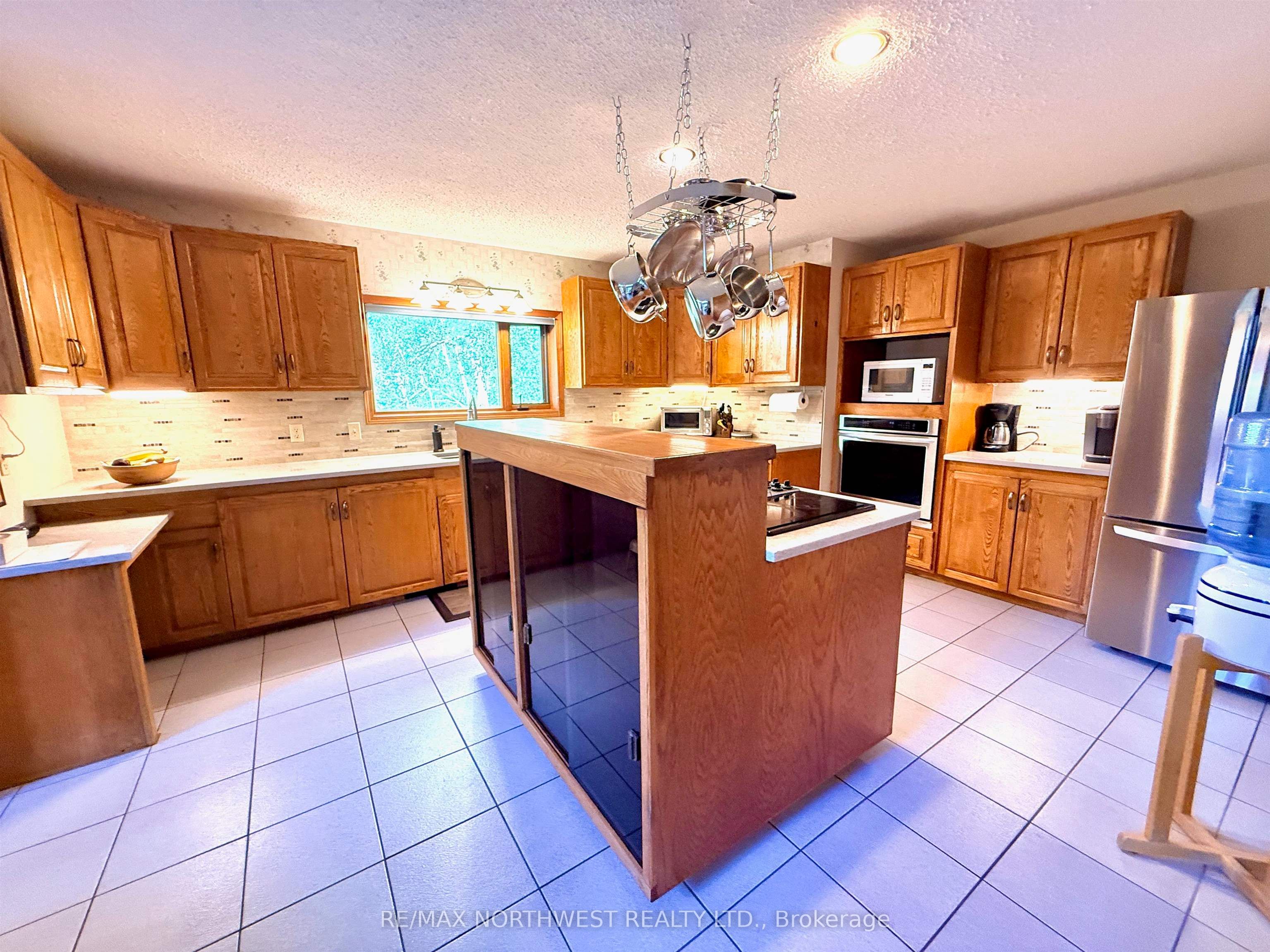 60 Campbell Road Property Photo 15