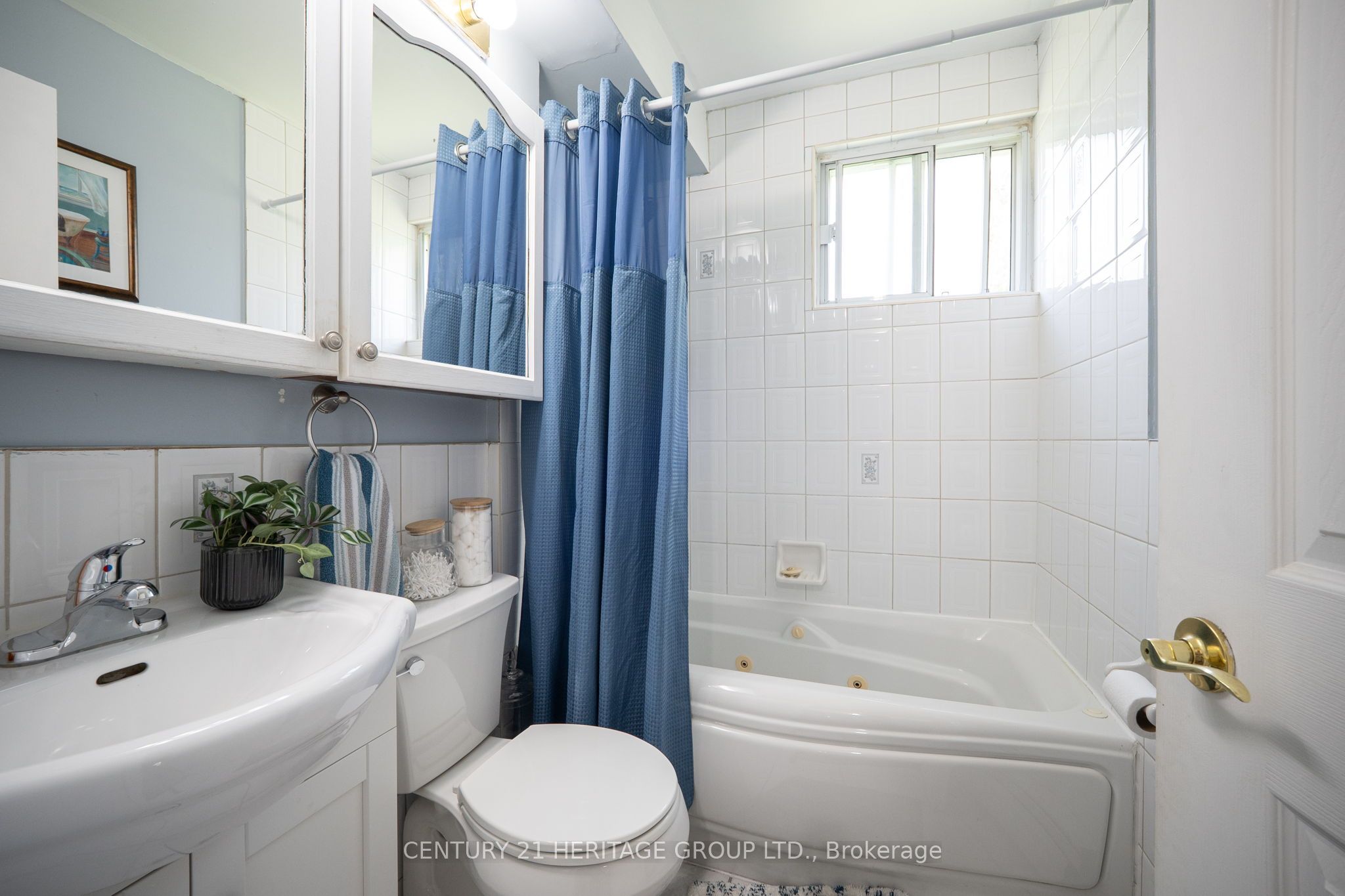 648 Grey Street 203 Property Photo 29
