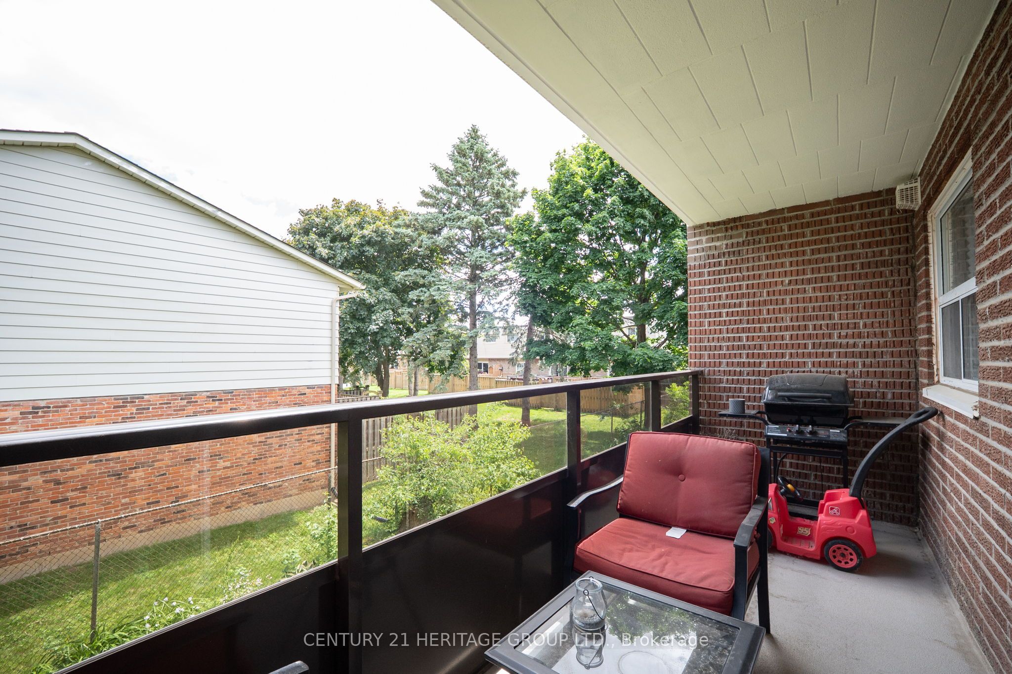 648 Grey Street 203 Property Photo 31