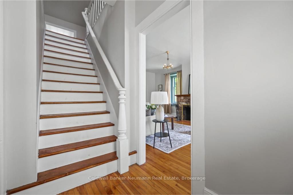 52 Brock Road S Property Photo 4