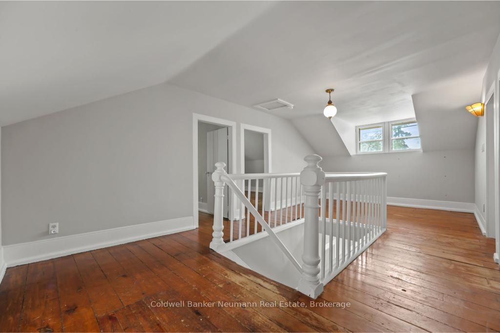 52 Brock Road S Property Photo 17