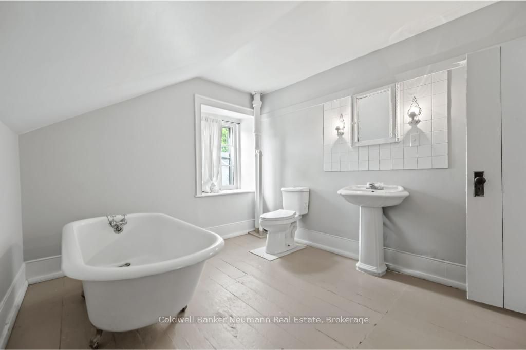 52 Brock Road S Property Photo 20