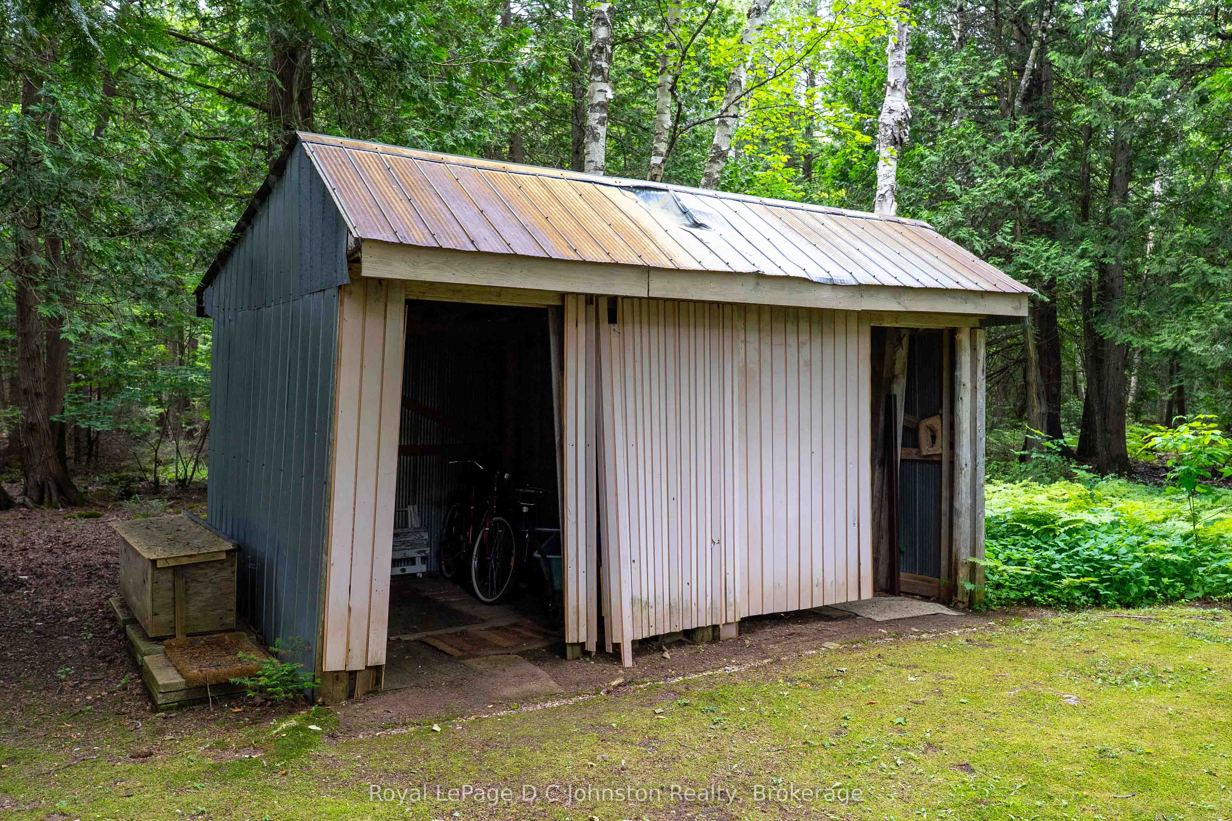 711 Bruce Rd 9 Road Property Photo 12