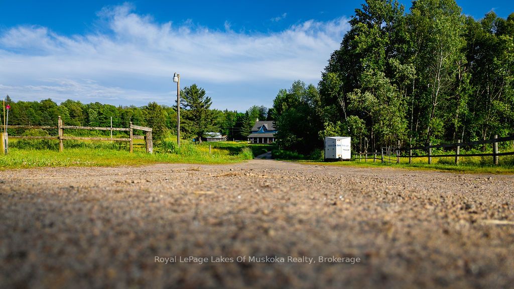 2245 Ahmic Lake Road Property Photo 15