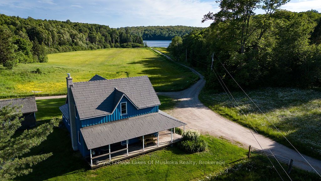 2245 Ahmic Lake Road Property Photo 16