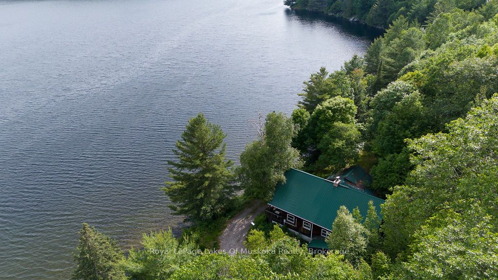 2245 Ahmic Lake Road Property Photo 44