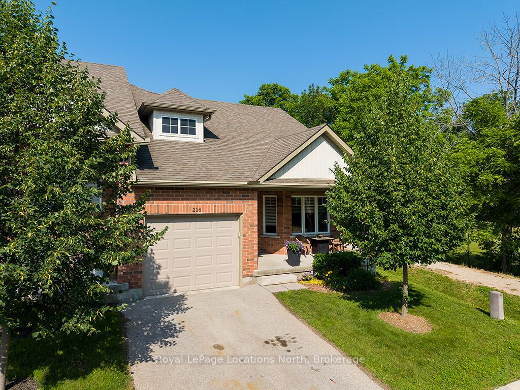 216 Macintosh Lane Property Photo 1