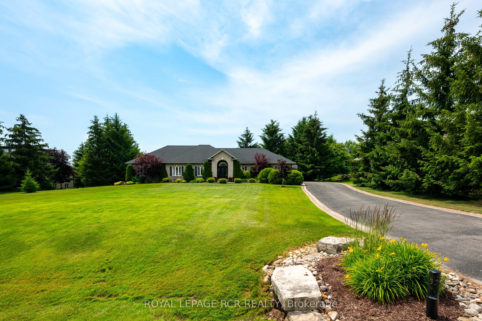 6 Brookhaven Crescent Property Photo 1