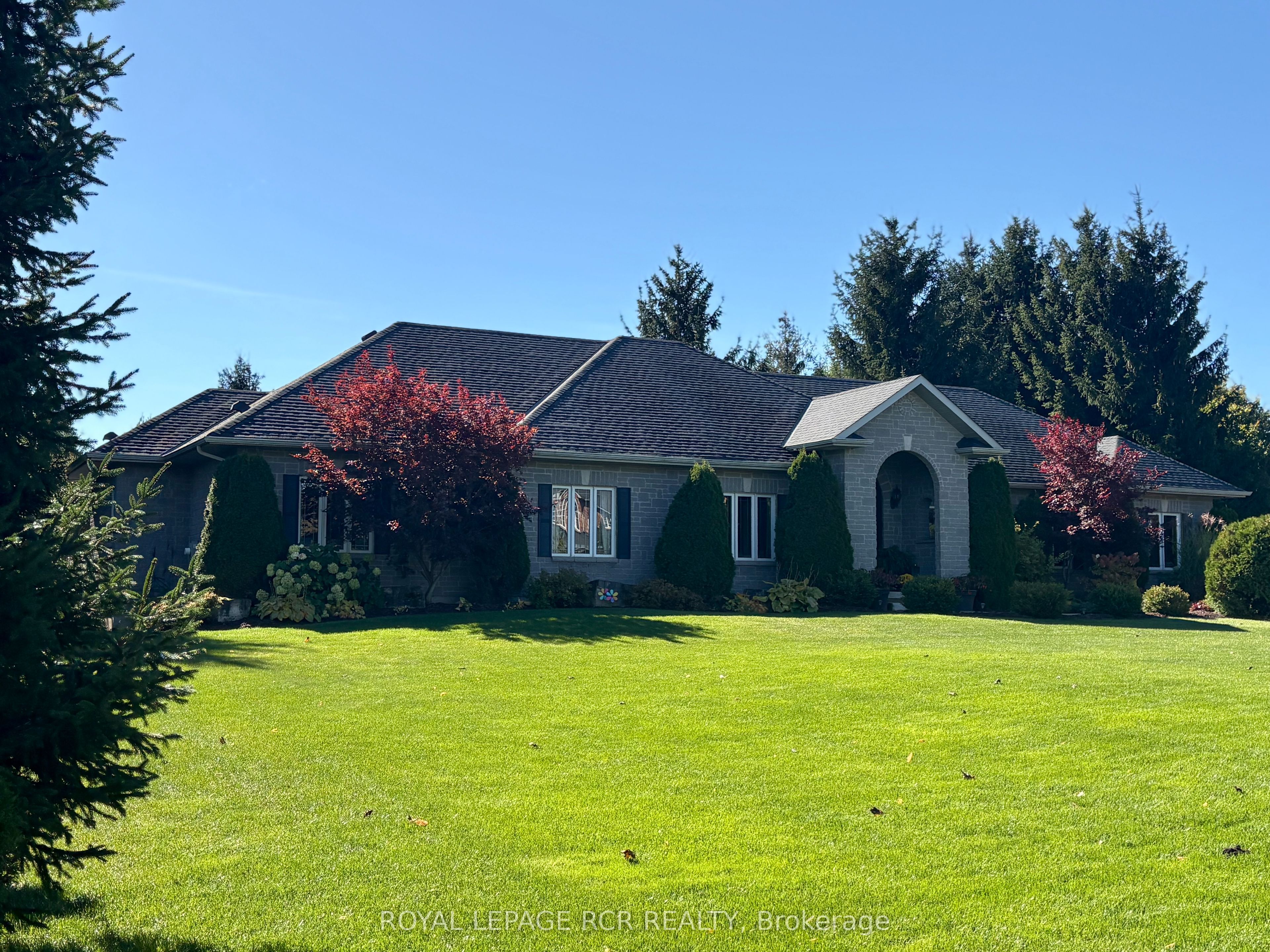 6 Brookhaven Crescent Property Photo 1