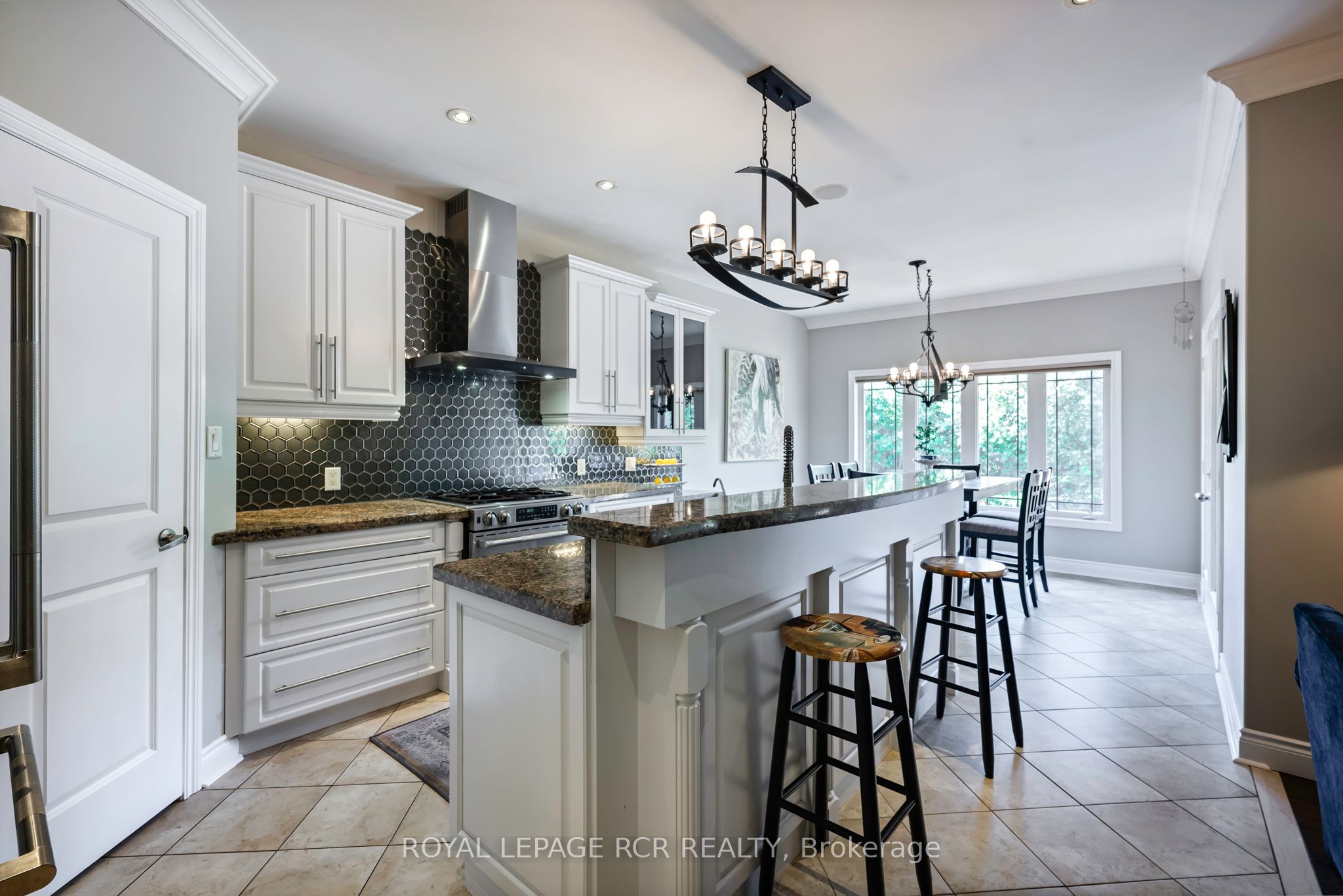 6 Brookhaven Crescent Property Photo 17